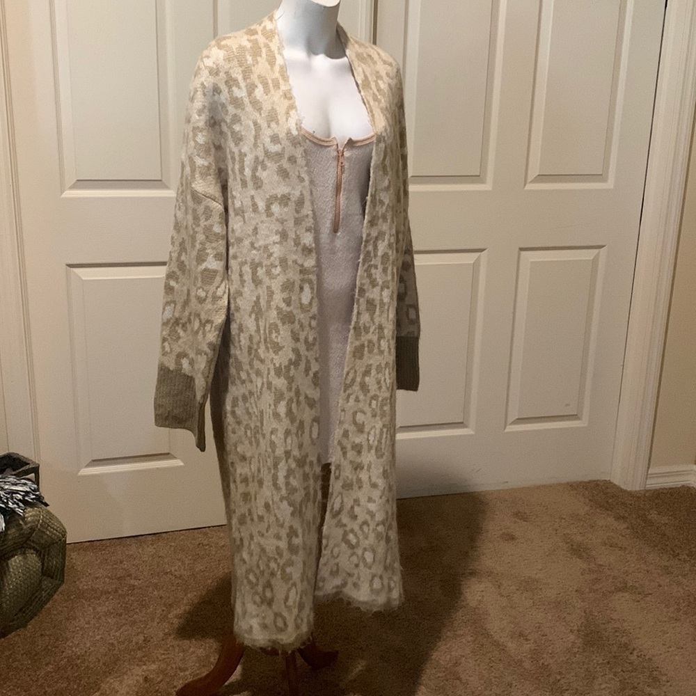 Topshop maxi cardigan oversized sweater. NWT US 4-6